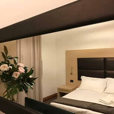 Giberti Flat - Interno 23 ヴェローナ